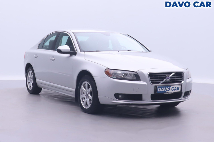 Volvo S80 2,4 D5 136kW Automat Momentum