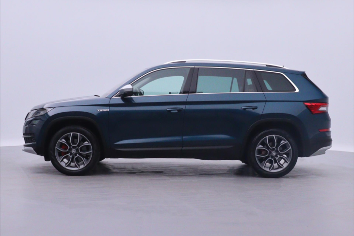 Škoda Kodiaq 2,0 TSI 4x4 DSG Scout 7-Míst