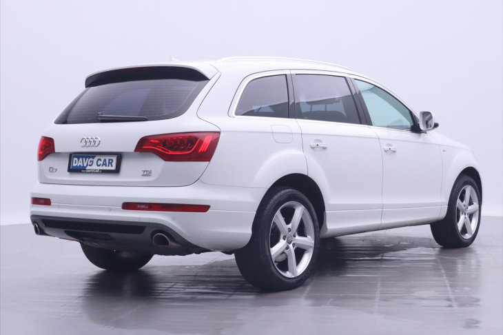 Audi Q7 3,0 TDI 180kW S-Line Quattro CZ