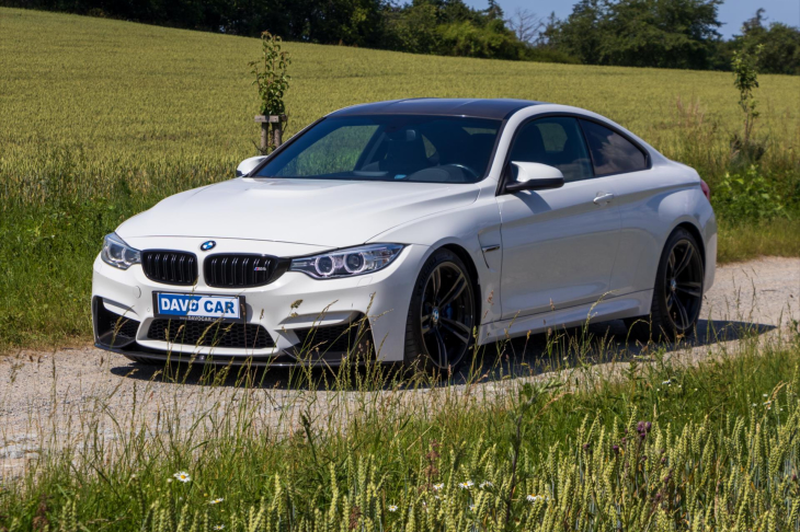 BMW M4 3,0 i 317kW CZ Manuál Carbon