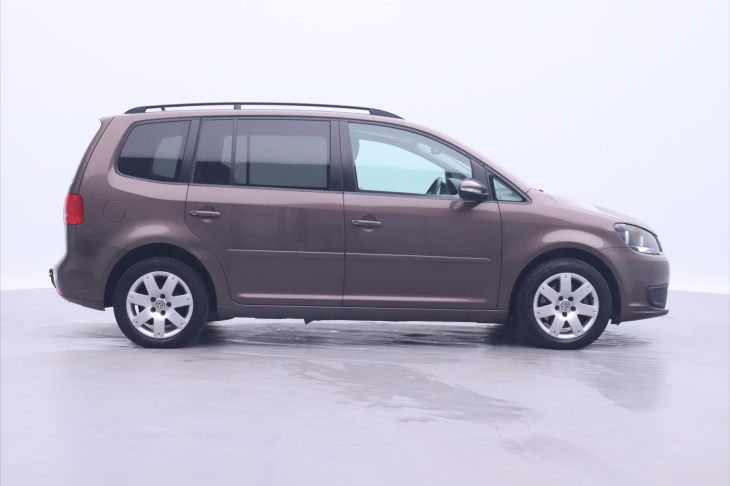 Volkswagen Touran 2,0 TDI 103kW Tažné Aut.klima