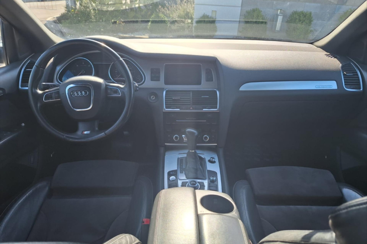 Audi Q7 4,1 4.2 TDI quattro tiptronic