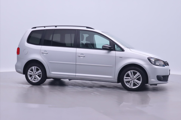 Volkswagen Touran 2,0 TDI 103 kW Match 1.Maj.