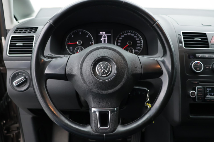 Volkswagen Touran 2,0 TDI 103kW Tažné Aut.klima