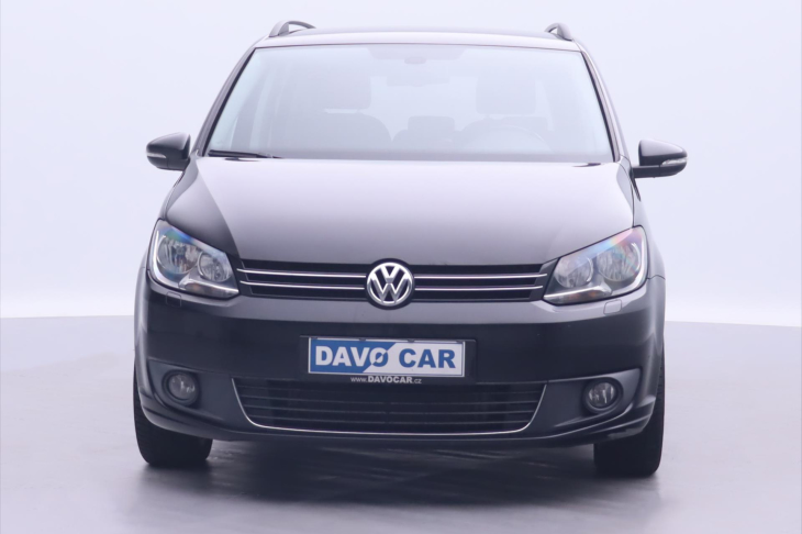 Volkswagen Touran 2,0 103kw DSG navi serv. kniha