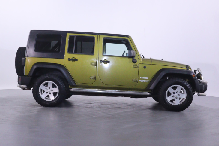 Jeep Wrangler 2,8 CRD Unlimited Sport Aut CZ