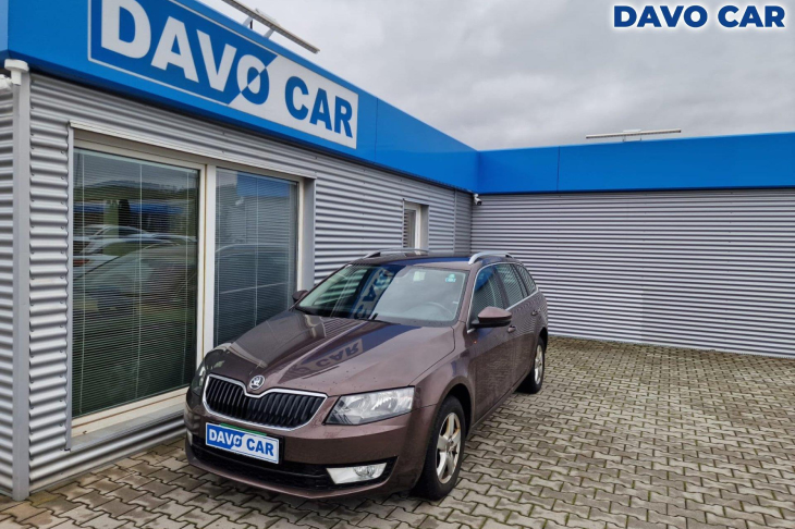 Škoda Octavia 1,2 TSI 77kW Elegance Sport ACC serv. kniha