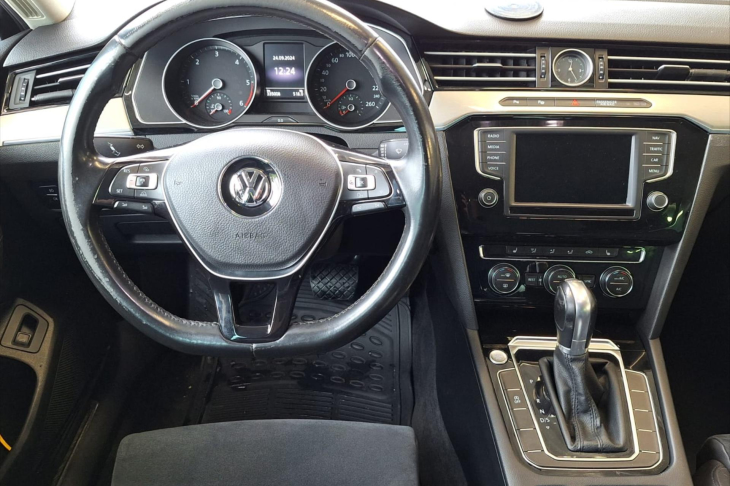 Volkswagen Passat 2,0 TDI DSG Highline Servis