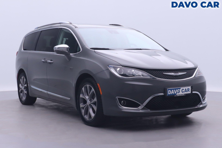 Chrysler Pacifica 3,6 L 211kW V6 8-Míst ACC DPH