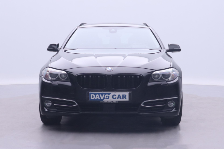 BMW Řada 5 3,0 530d xDrive Touring Luxury