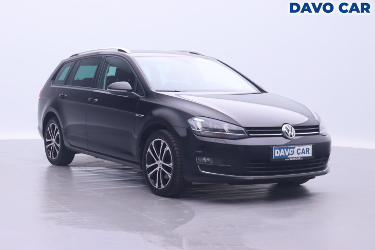 Volkswagen Golf 2,0 110kw Lounge LED navi