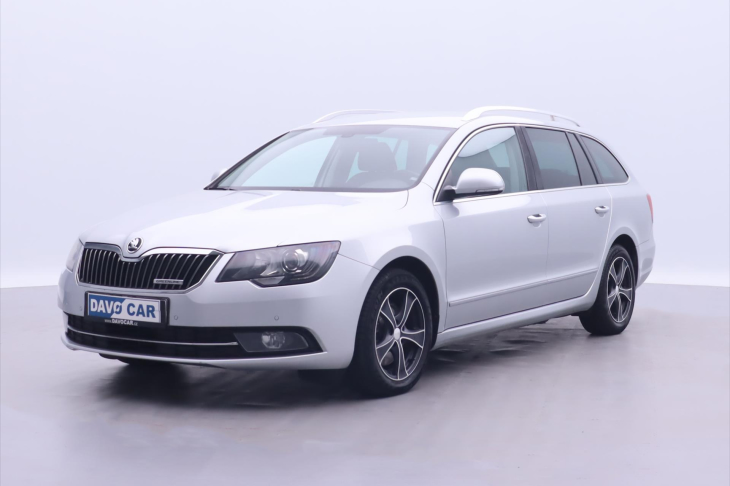 Škoda Superb 1,6 TDI Greenline Navi