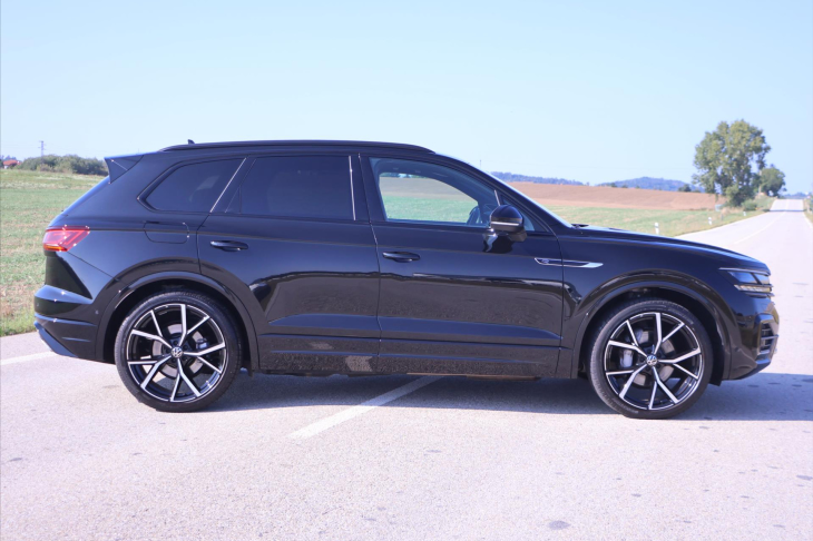 Volkswagen Touareg 3,0 V6 TDI R-Line Black Panorama