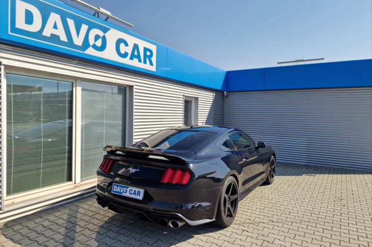 Ford Mustang 2,3 EcoBoost Automat Fastback