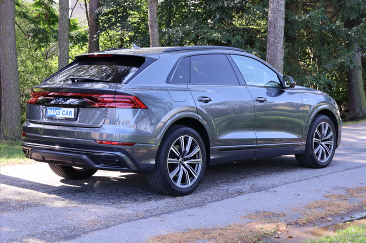 Audi Q8 3,0 V6 TDI S-Line Black CZ DPH