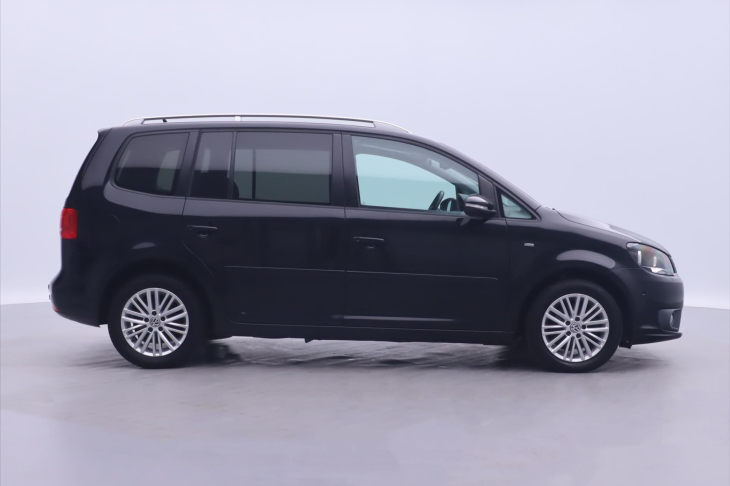 Volkswagen Touran 1,6 TDI Cup 7-Míst 1.Maj DPH