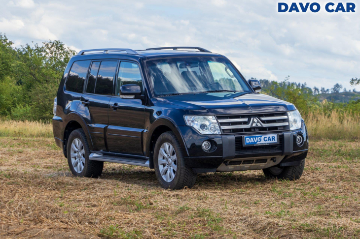 Mitsubishi Pajero 3,2 DI-D Aut. 4x4 CZ Instyle