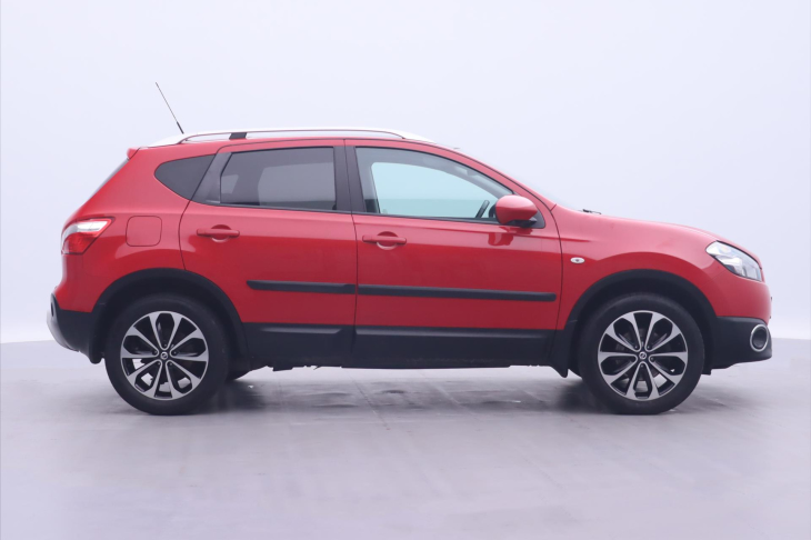 Nissan Qashqai 1,6 i Acenta Aut.klima Navi CZ