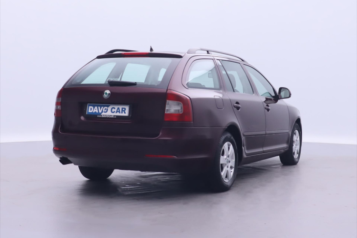 Škoda Octavia 1,6 TDI Elegance Edition Klima Kombi