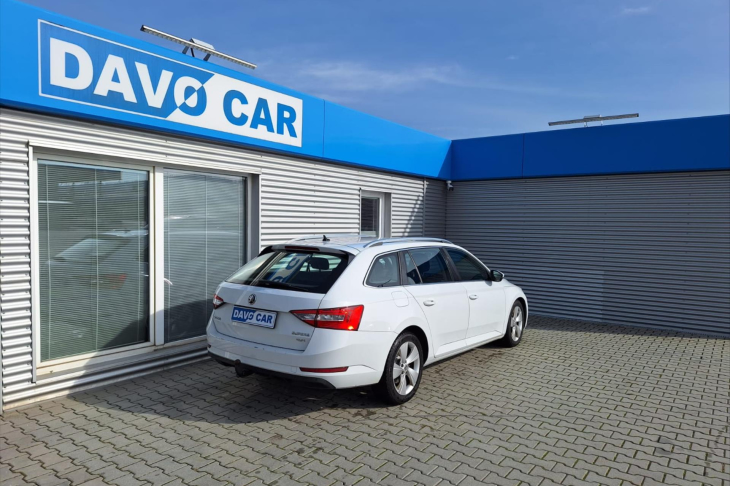 Škoda Superb 2,0 TDI 140kW 4x4 Ambition Combi DSG