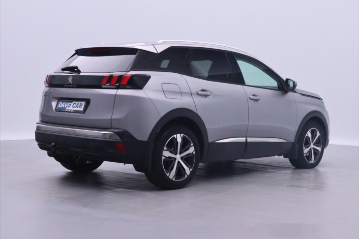 Peugeot 3008 1,2 PT 96kW Allure PANO DPH