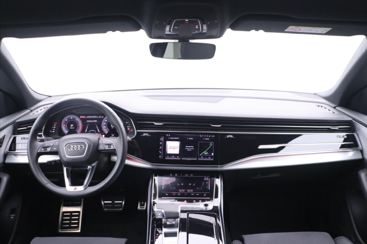 Audi Q8 3,0 V6 TDI S-Line Black CZ DPH