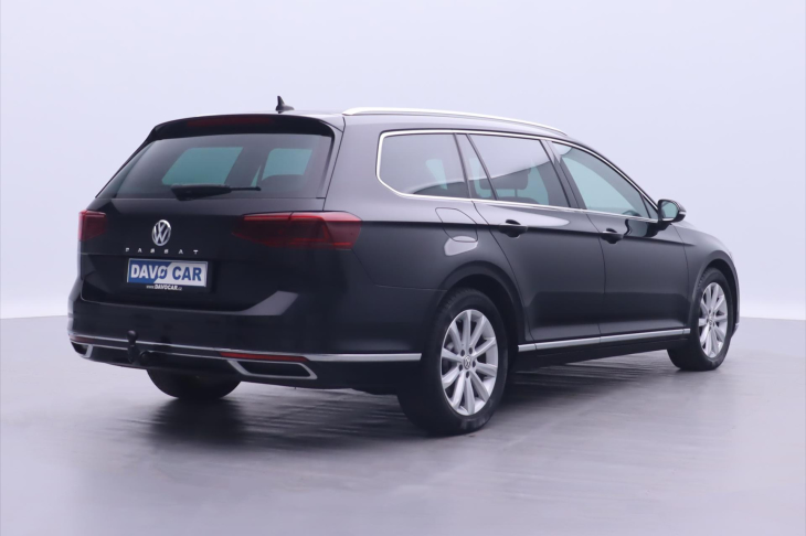 Volkswagen Passat 2,0 TDI DSG Elegance Matrix DPH