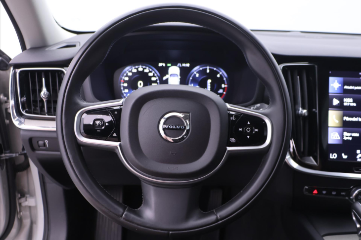 Volvo V60 2,0 D4 Inscription CZ 1Maj DPH