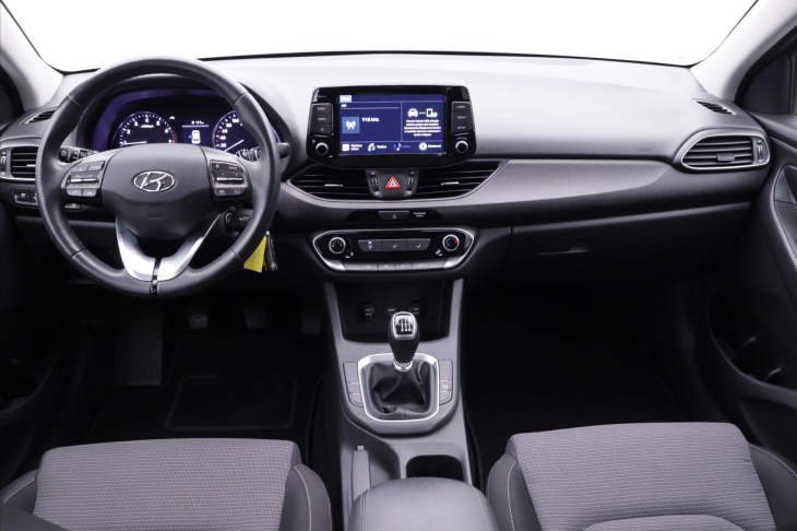 Hyundai i30 1,5 i CVVT Smart kombi