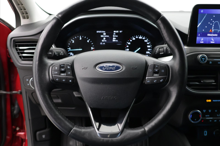 Ford Focus 2,0 TDCi 110KW Vignale Navi LED