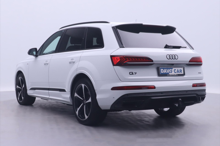 Audi Q7 3,0 V6 TDI CZ S-Line 1.Maj