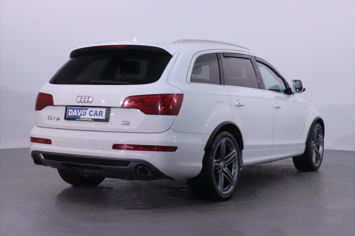 Audi Q7 3,0 TDI 180kW S-Line Quattro CZ