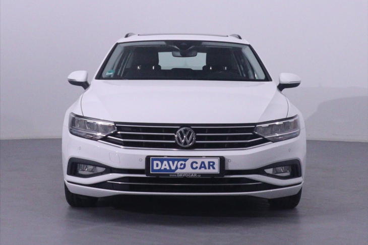 Volkswagen Passat 1,5 TSI LED Panorama Webasto