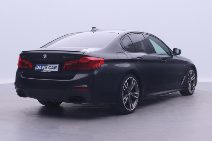 BMW Řada 5 4,4 M550iA 390 kW xDrive CZ