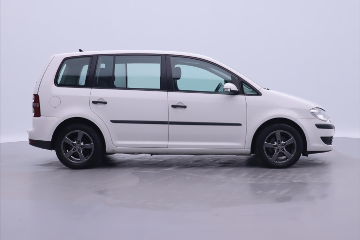 Volkswagen Touran 1,9 TDI 77 kW Klimatizace