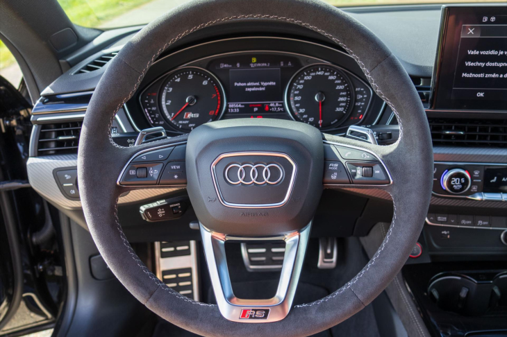 Audi RS 5 3,0 V6 331kW quattro Black DPH