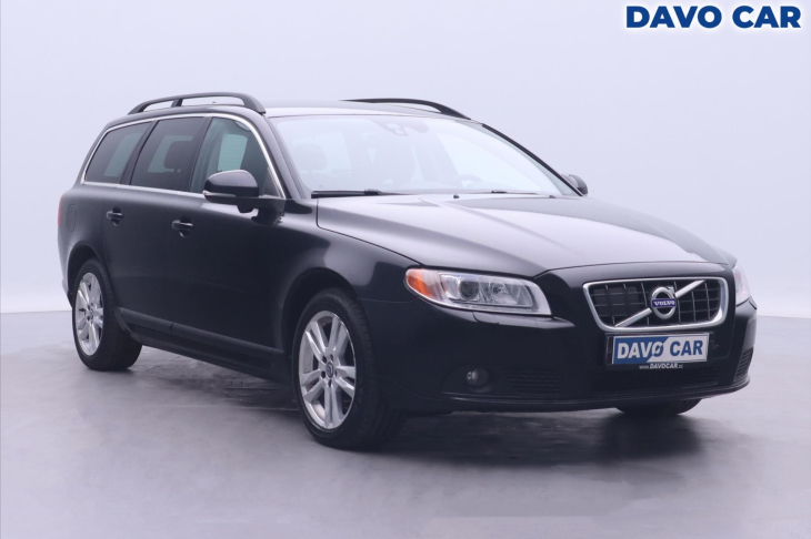 Volvo V70 2,4 D5 Aut. CZ Momentum Xenon