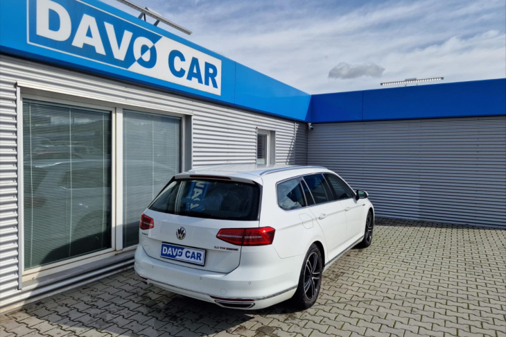 Volkswagen Passat 2,0 BiTDI 176kW 4MOT DSG CZ