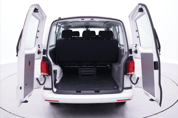 Volkswagen Transporter 2,0 TDI 110kW DR 9-Míst CZ DPH