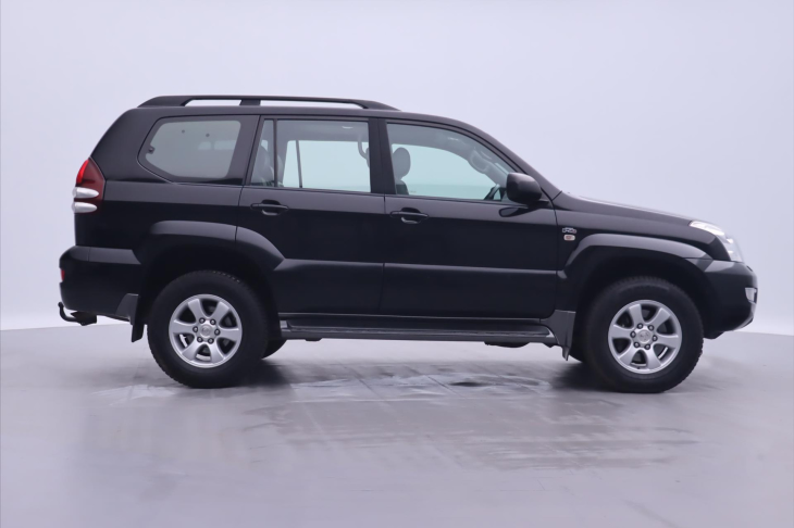 Toyota Land Cruiser 3,0 D4-D 4x4 Aut. CZ Sol Tažné