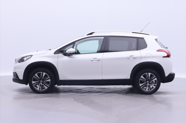 Peugeot 2008 1,2 PT 81kW Allure Navi Kůže