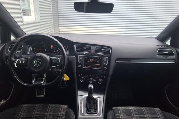 Volkswagen Golf 2,0 TDI 135kW DSG GTD 5dv.