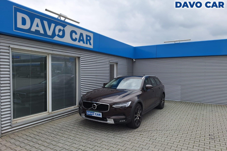 Volvo V90 2,0 D5 AWD CZ Cross Country